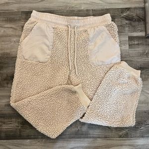 No Boundaries fluffy sweatpants cream color